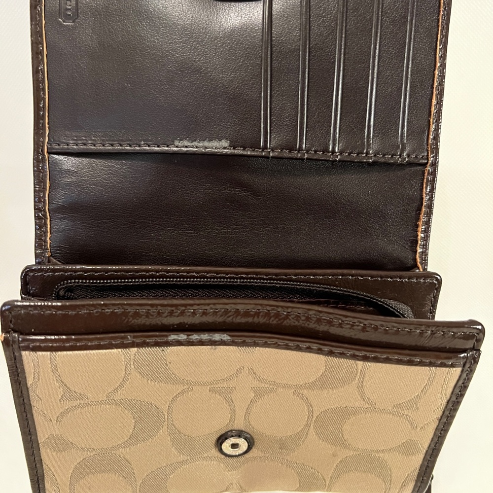 Coach Mini Signature Wallet - Picture 3 of 5